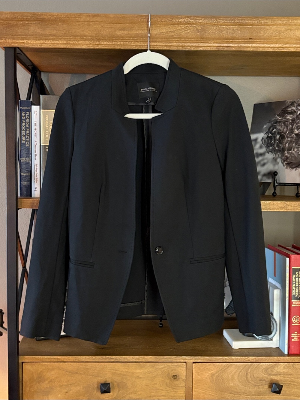 Banana Republic Black Open-Front Women's Blazer - Small